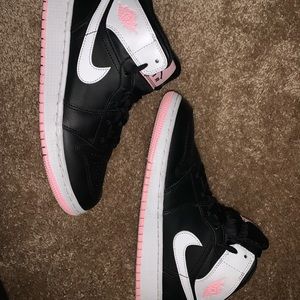 Nike Air Jordan 1 Arctic Pink Size 5.5y